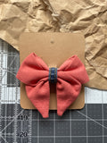 🎀 Bow Hair Clip - Coral