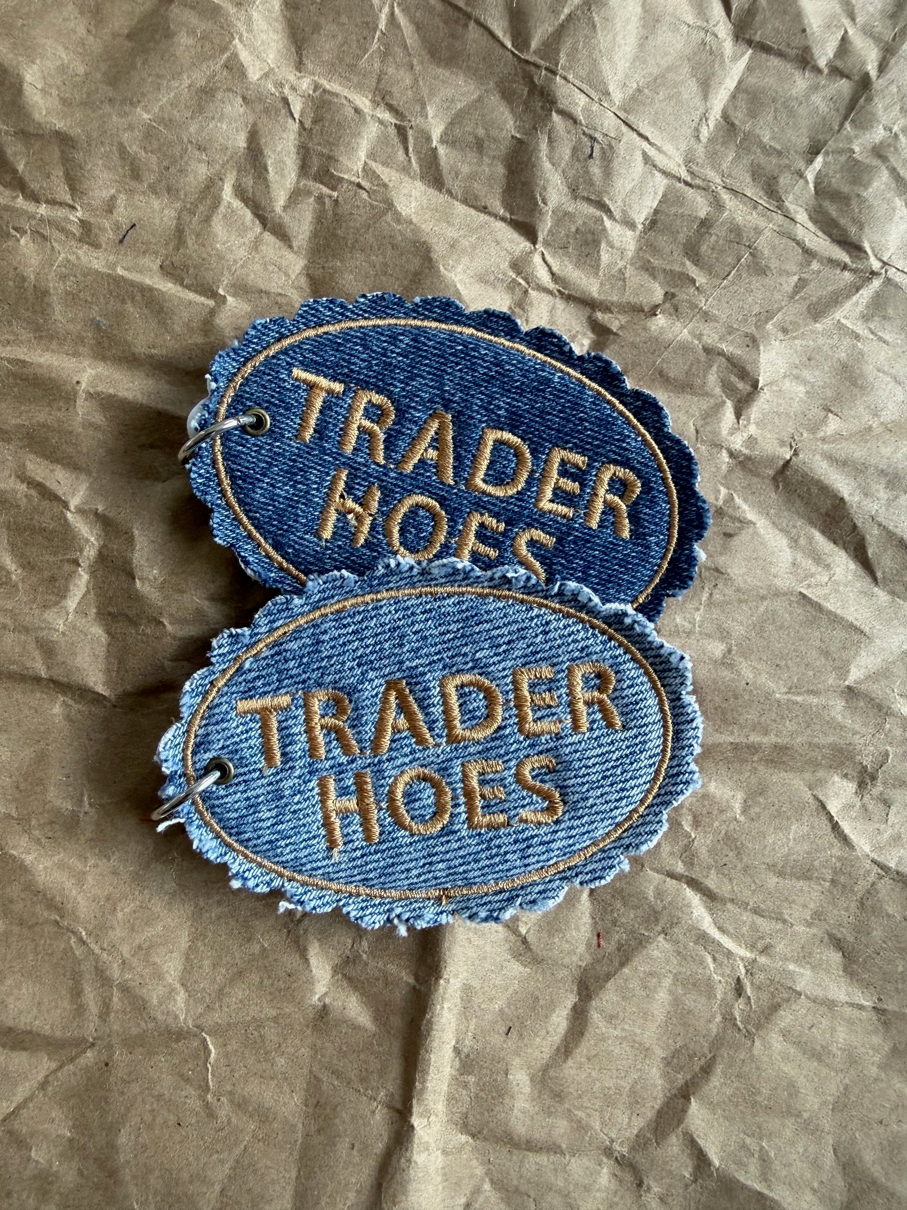 🗝️ Trader Hoes Embroidered Oval Bag Charm