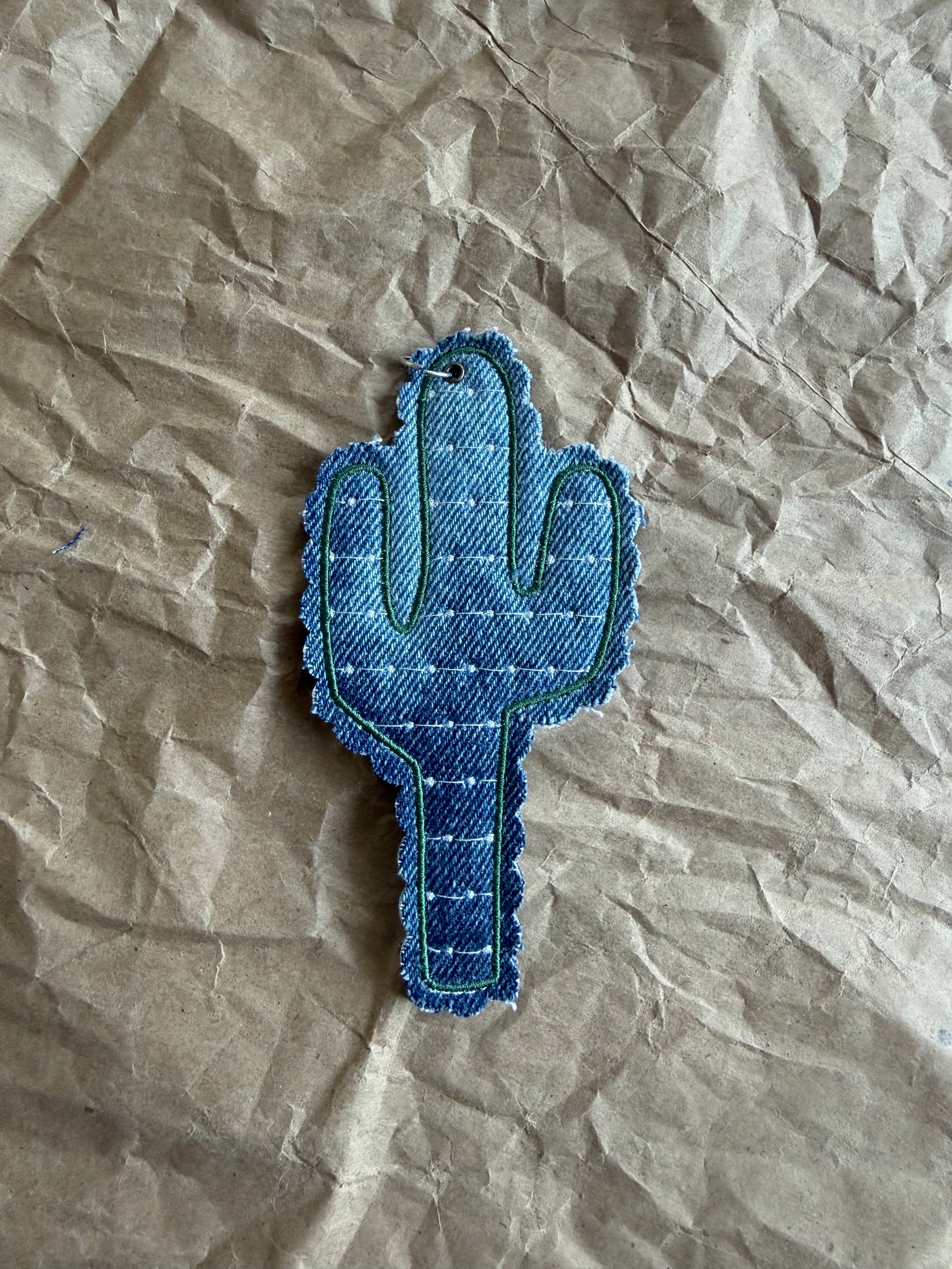 🗝️ Cactus Embroidered Bag Charm